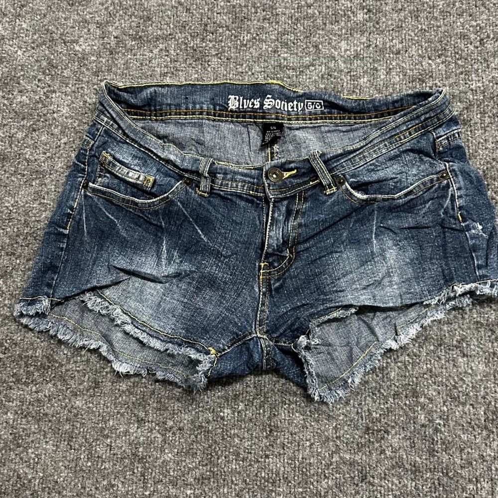 Blues Society Denim Shorts Womens Size 5/6 Dark Wash Frayed Hem Low Rise Casual